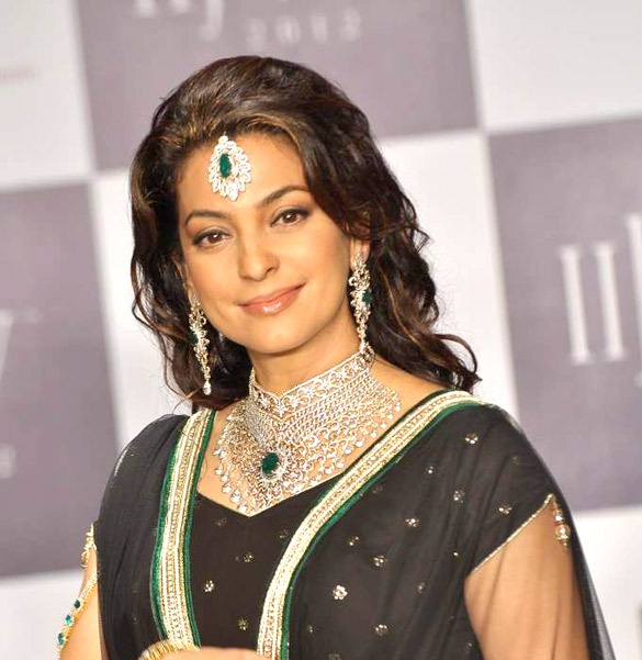 juhichawlanawazuddinsiddiquitogetindiragandhiaward2015